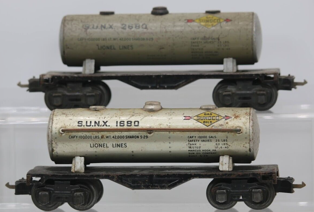 Vintage Prewar Lionel Sunoco Single Dome Tin Tankers 1680 & 2680
