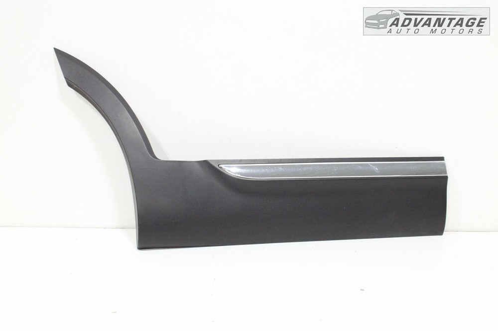 2020-2022 KIA TELLURIDE REAR RIGHT SIDE DOOR PANEL LOWER MOLDING COVER OEM