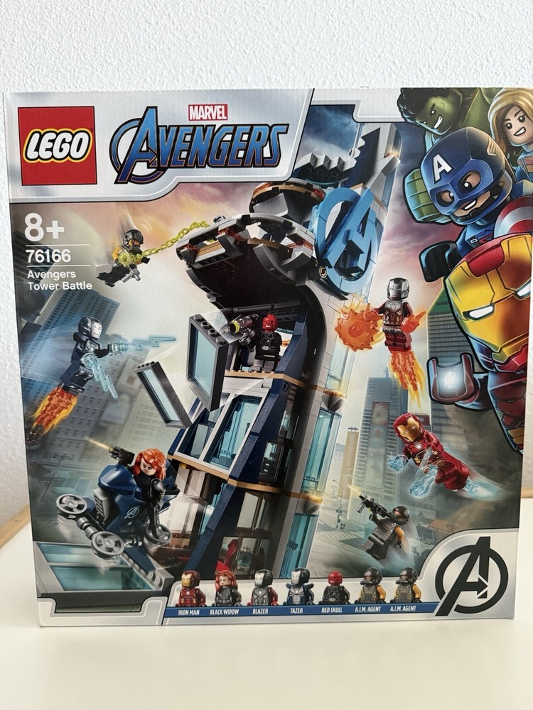 LEGO Super Heroes: Avengers Tower Battle (76166)
