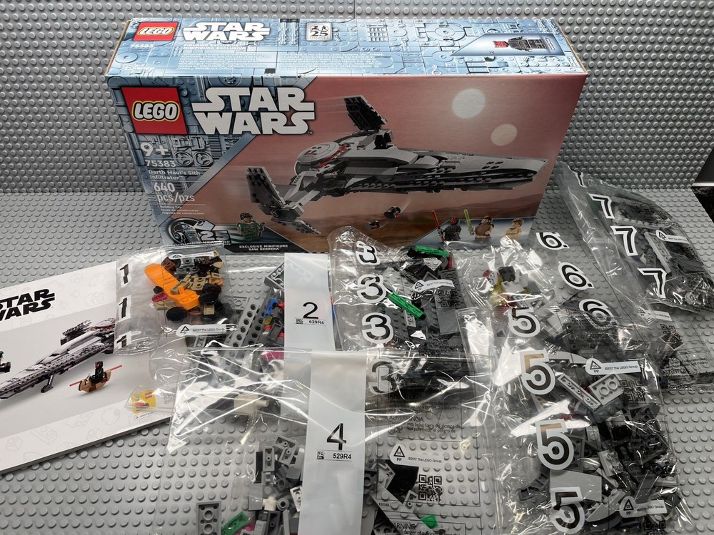 LEGO. Star Wars: Darth Maul's Sith Infiltrator (75383). Ship only. NO MINIFIGS.