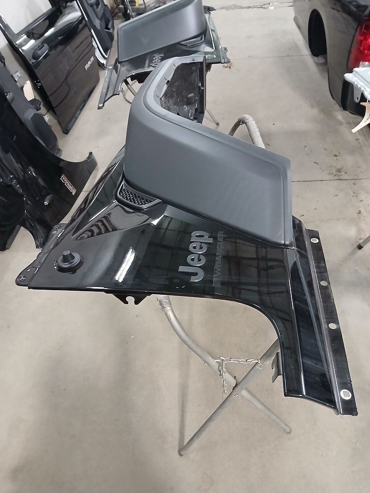 Passenger Fender Flare - 1-Piece Design for 2018-2023 Jeep Wrangler JL - Part #2961089