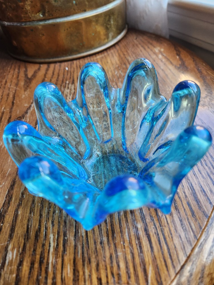 Vintage Swung Glass Bowl Aqua Blue 8 Fingers Art Glass Candy Trinket Dish MCM