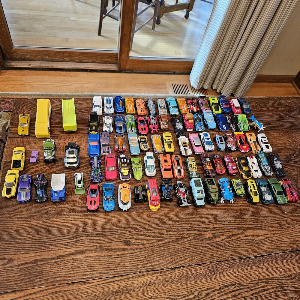 Hot Wheels & Matchbox Lot Of 87 Pieces
