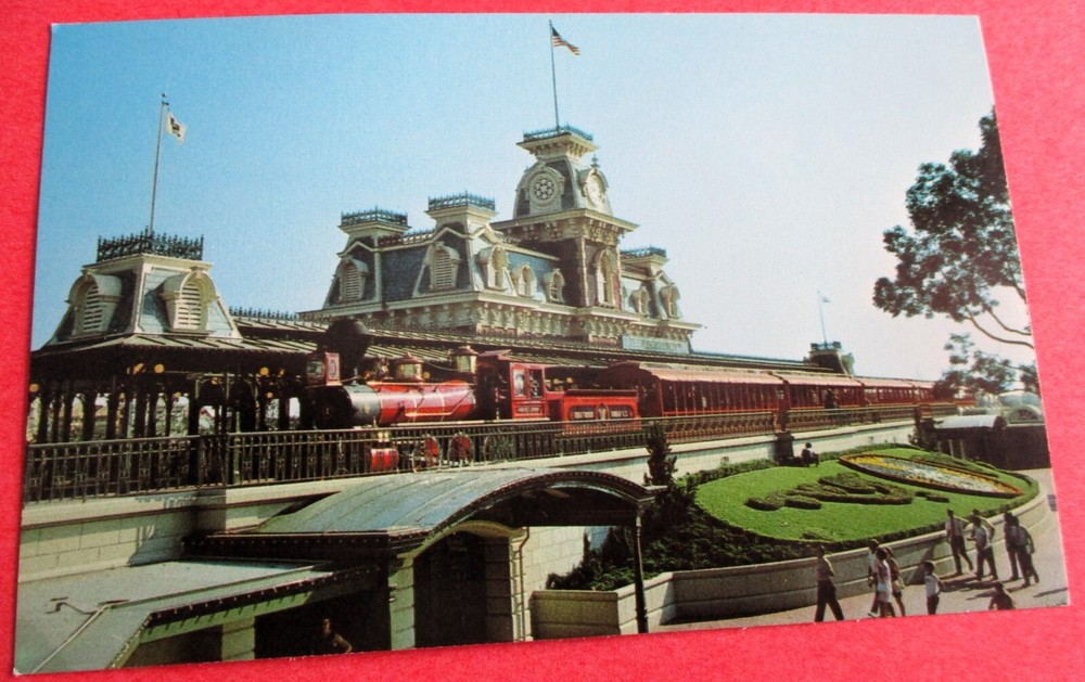 Vintage Unused Walt Disney World Steam Railroad Postcard