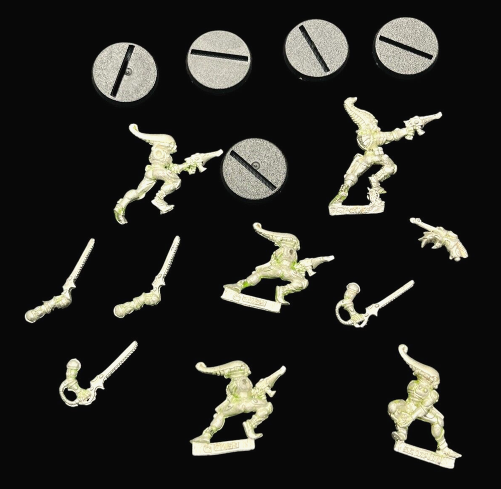 Warhammer 40K - Set of 5 Rare Metal Eldar Striking Scorpions with Exarch and Bases