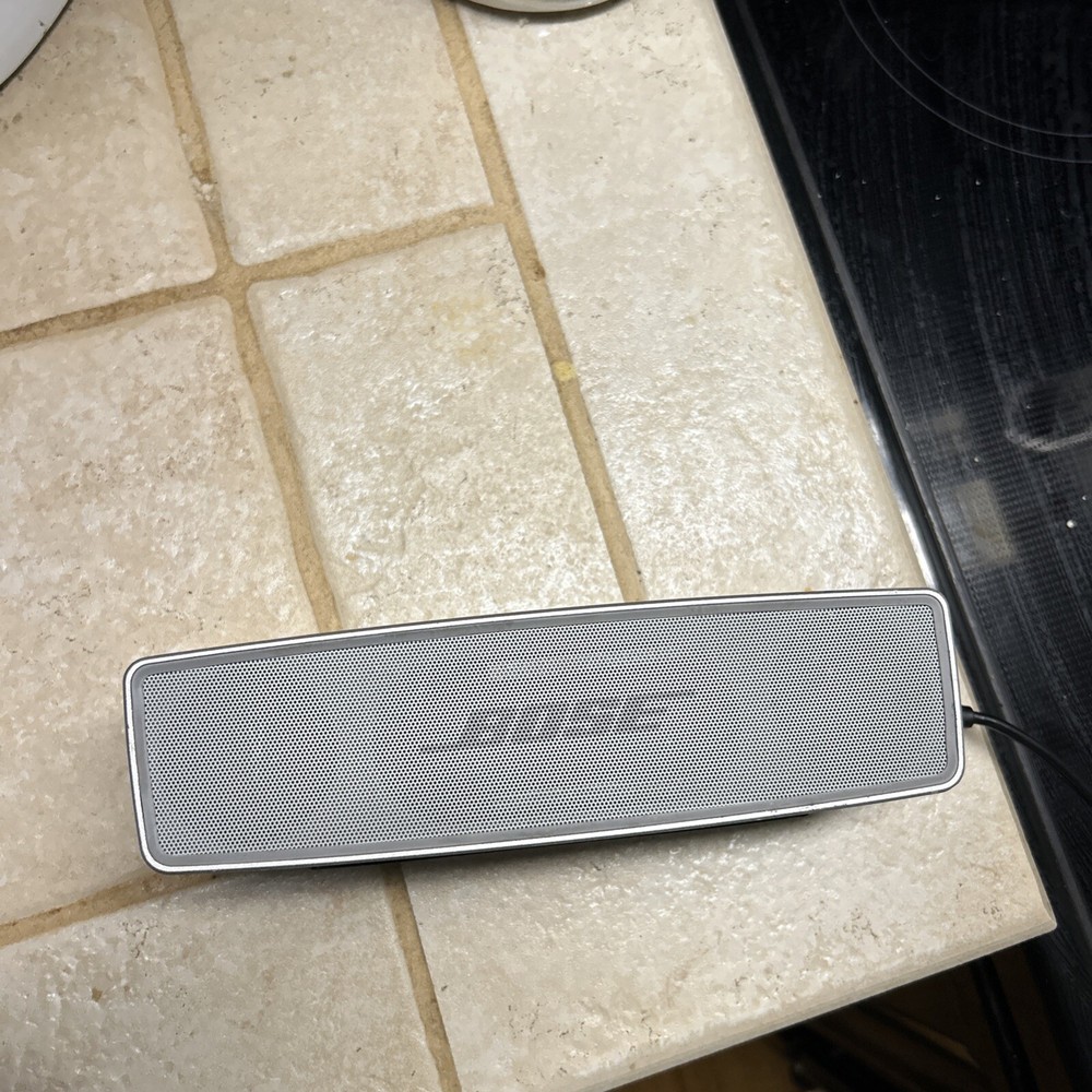 Bose SoundLink Mini II Bluetooth Speaker Silver Fully Tested No Dock Included