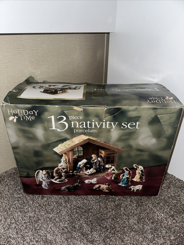 HOLIDAY TIME 13 PIECE PORCELAIN NATIVITY SET WITH WOODEN MANGER COMPLETE