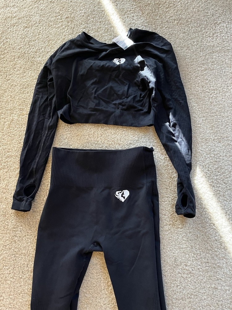 Women’s Best Power Seamless Long Sleeve Crop Top with  Power Seamless Leggings