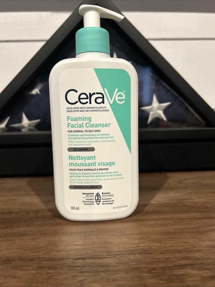 CeraVe Foaming Facial Cleanser, Daily Face Wash for Normal to Oily Skin