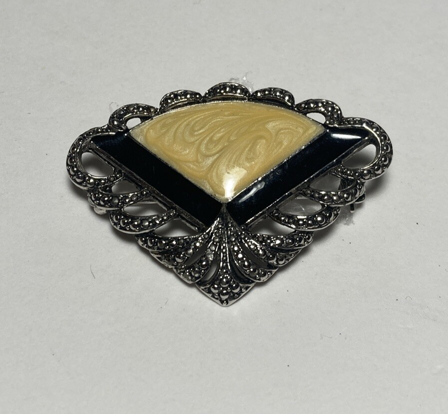 Vintage Avon Black Onyx Textured Triangle Brooch in Silver Tone