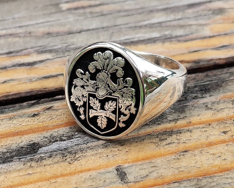 Custom Coat of Arms Ring for Men – Sterling Silver Family Crest Signet