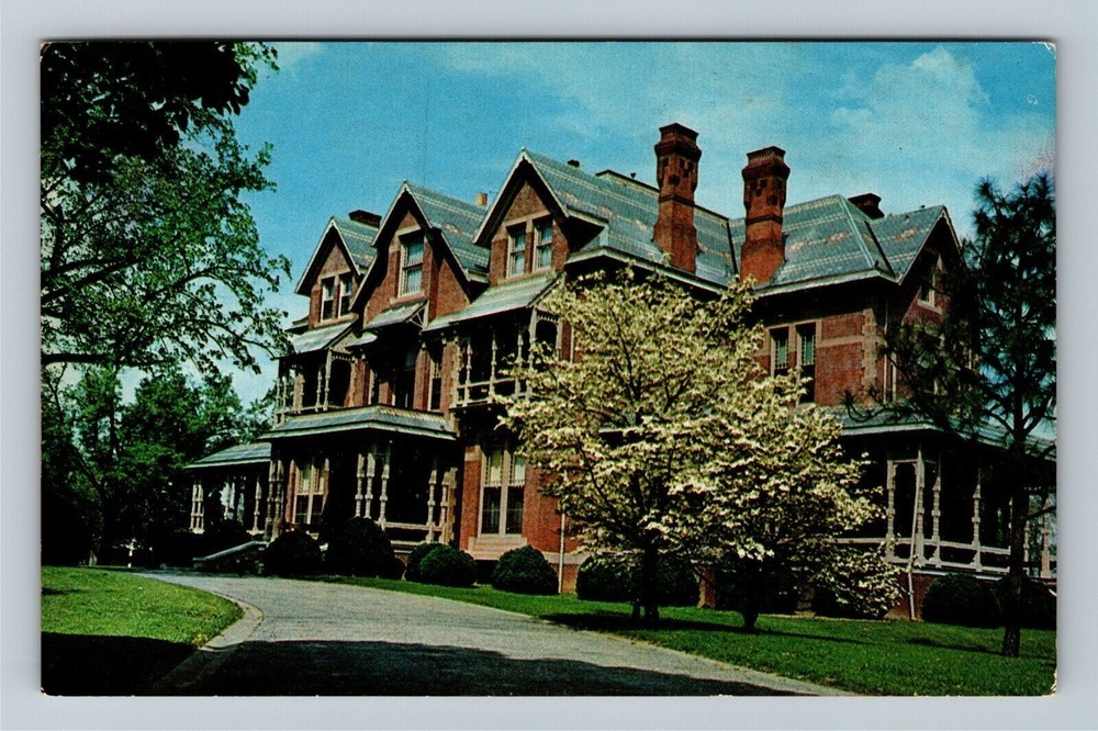 Raleigh NC-North Carolina, Governor's Mansion Vintage Souvenir Postcard