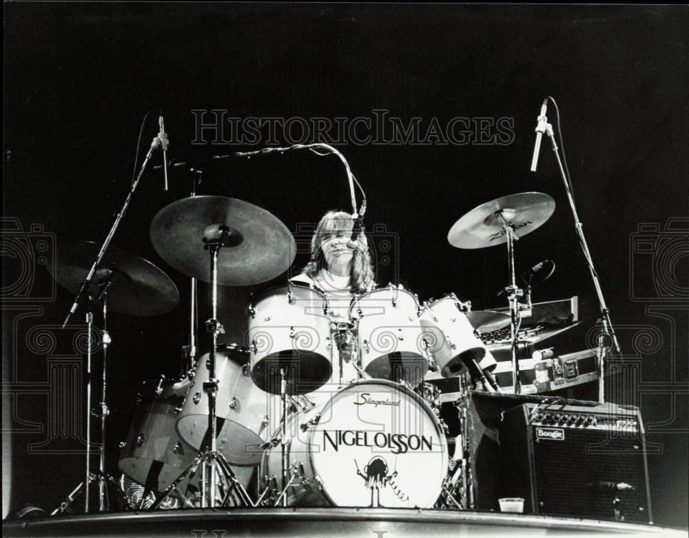 1984 Press Photo Nigel Olsson, Drummer for Elton John, at Los Angeles Forum