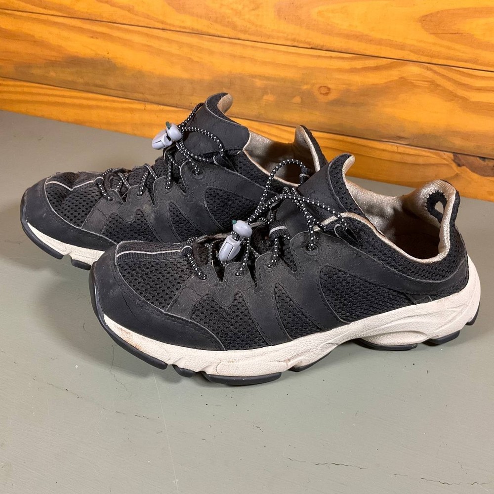 LL Bean Athletic Shoes Womens Size 8M Black Hiking Walking Bungee Workwear