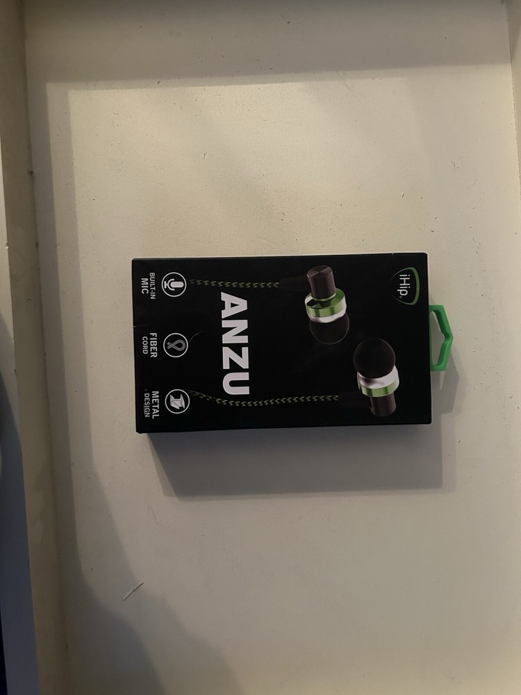 iHip ANZU Wired Earphones with Built-in Mic, Fiber Cord & Metal Housing - IPEB7-R - New