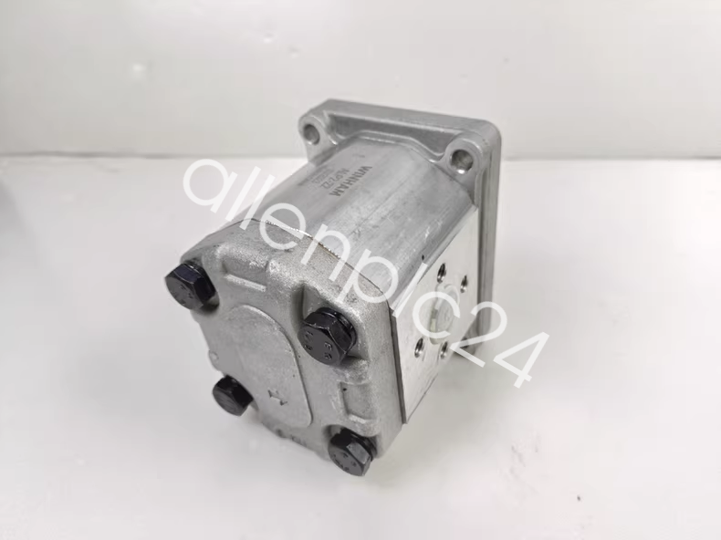QTY:1  NEW  ALP2-D-13 Hydraulic Gear Pumps DHL or FedEX