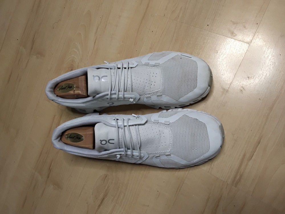 Size 11.5 - ON Cloud 5 Ice White - 59-98775