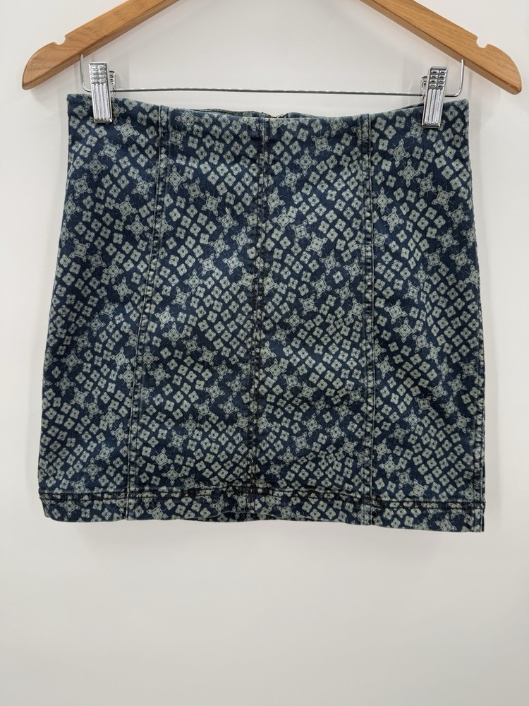 Free People Blue Floral Print Mini Skirt Womens Size 8