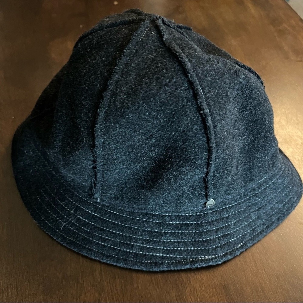 Liz Claiborne Textured Bucket Hat Wool Rayon 90s Y2K Trendy Vintage Vibes