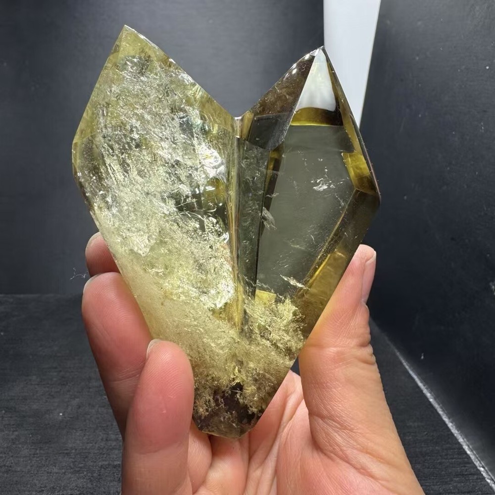 Top Natural Citrine Quartz Obelisk Tower Point Wand for Reiki Healing, 390g Crystal Energy Tool