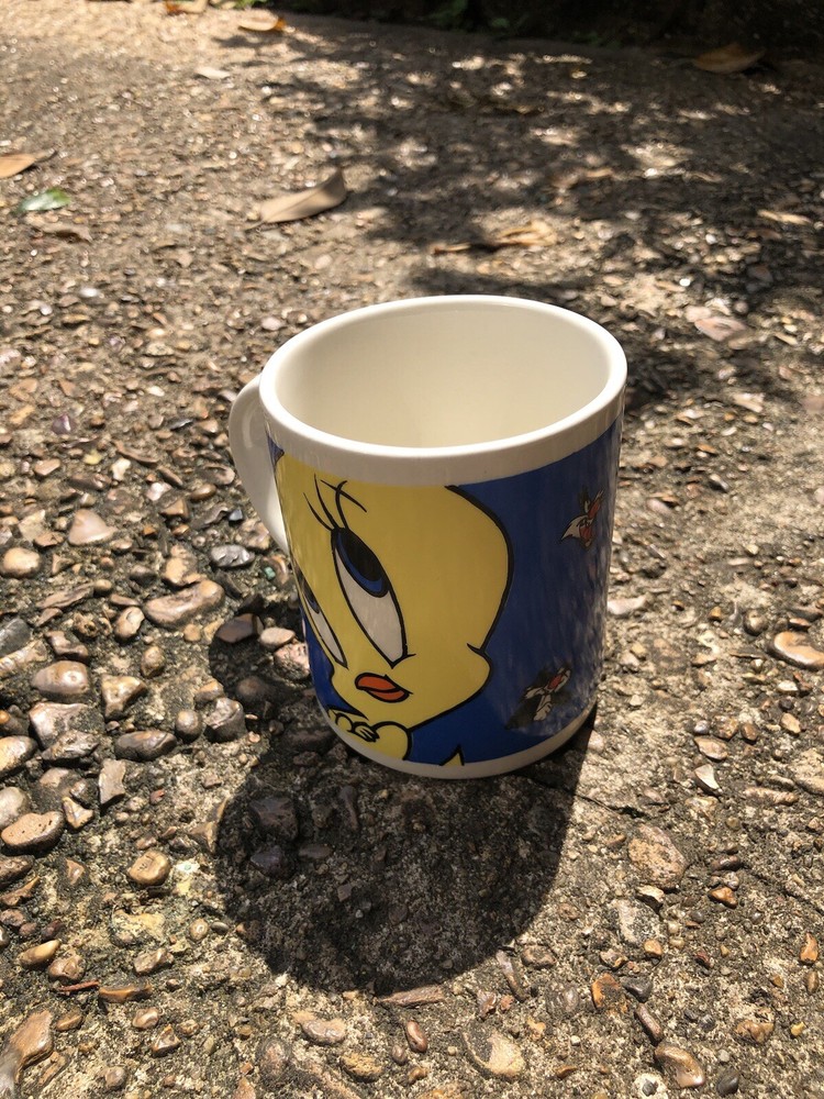 Tweety Bird Looney Tunes Warner Bros Gibson 2000 Coffee Mug