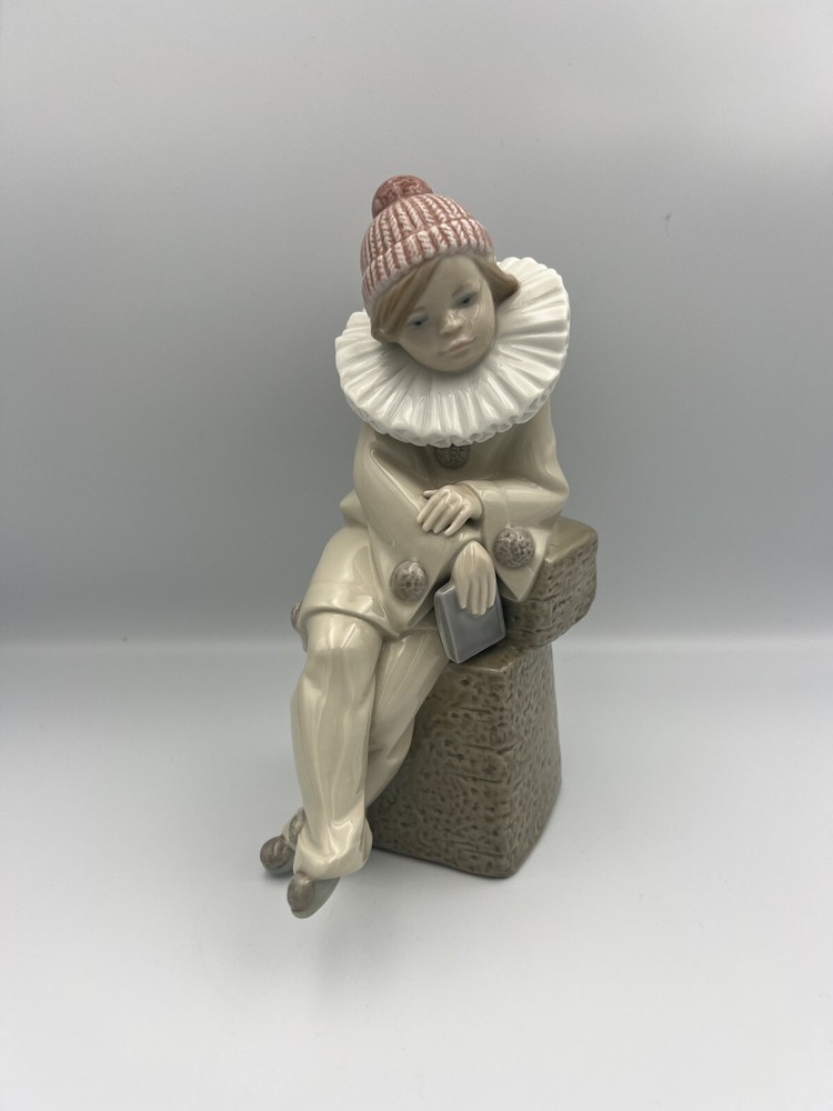 Lladro Porcelain Little Jester Glossy Clown Figurine 5203 Without Original Box