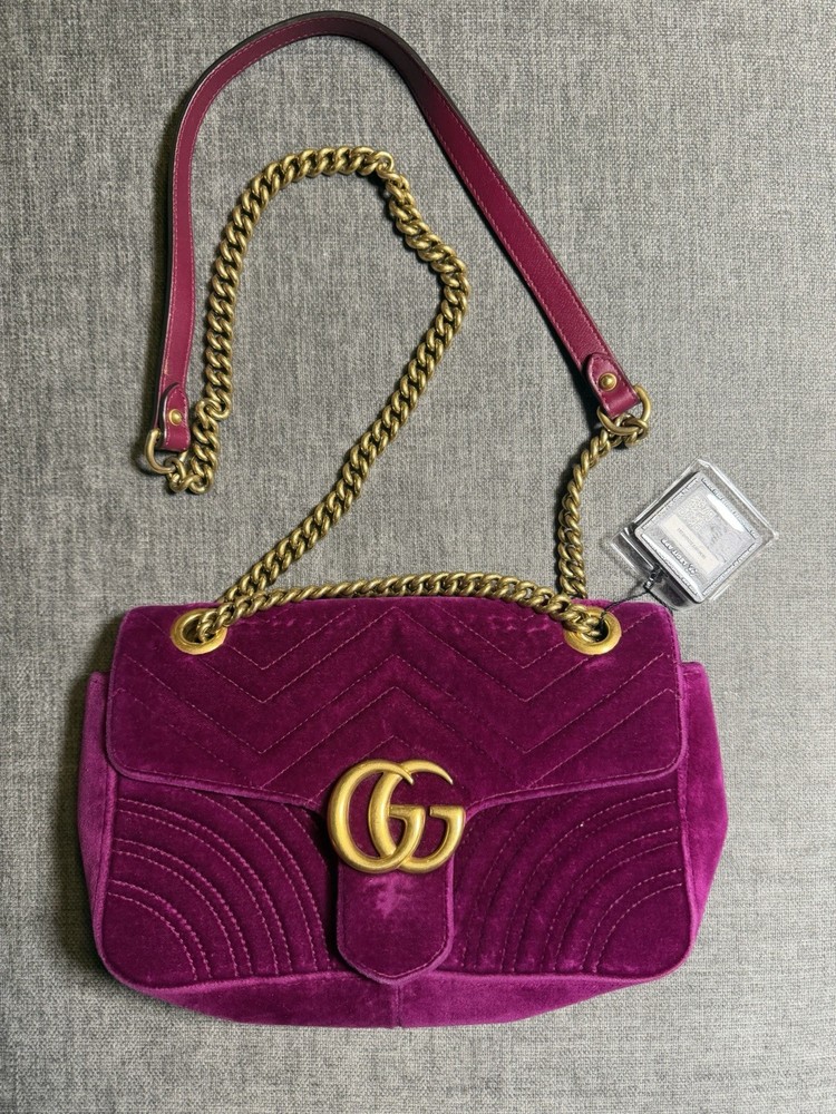 Gucci Gucci Fuchsia Matelasse Velvet Small GG Marmont Shoulder Bag