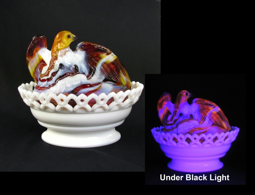 Rare Westmoreland Glass Red Slag UV Glow Eagle Covered Dish 7 Inch 1982 White Base