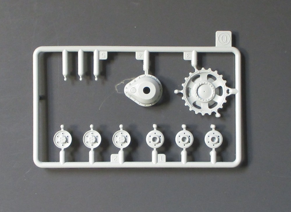 1/35 Cyber Hobby Panzer III Flak Parts Tree Q Kit 6778-image