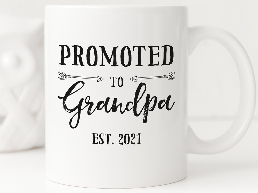 Promoted To Grandpa Est 2021 Coffee Mug Father's Day Gift Grandpa Coffee Mug