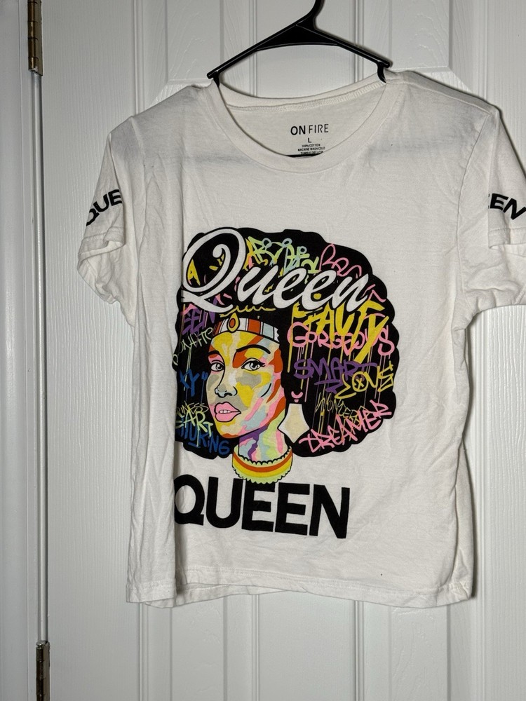 On Fire Womens Queen Graphic T Shirt White Short Sleeve Large