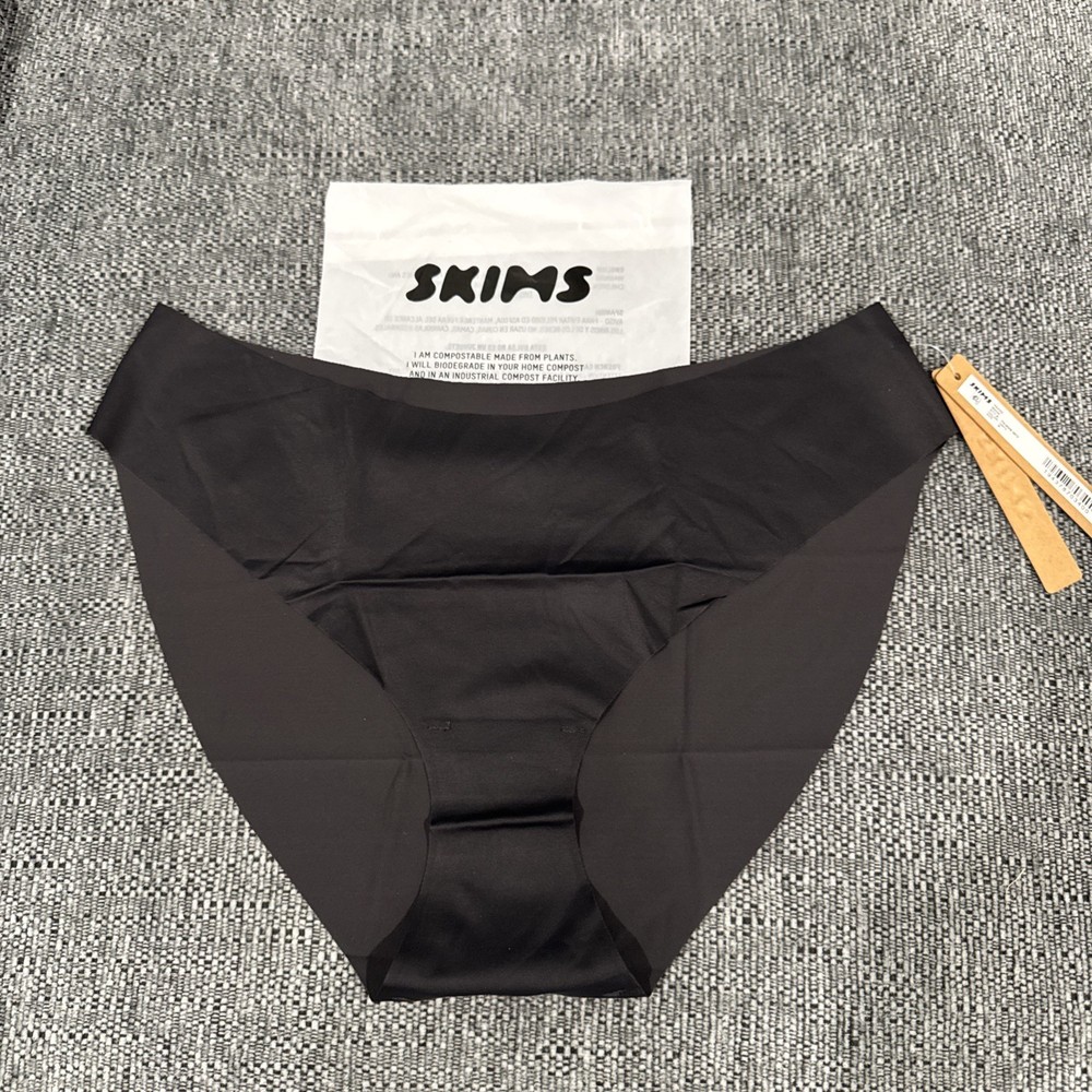 NWT Black Skims Naked Bikini Fullback Penny Size M Comfortable Silky Soft #7147