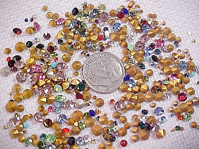 325 TINY & SMALL SWAROVSKI CRYSTAL LOOSE RHINESTONES VTG JEWELRY REPAIR FINDINGS