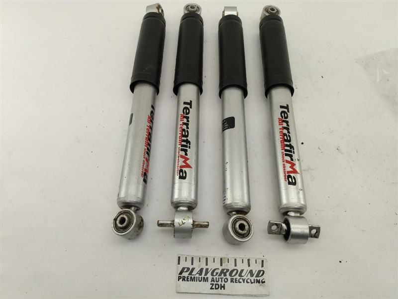 LAND ROVER DISCOVERY 2 Set Of Four  Aftermarket Terrafirma Shock Absorbers 99-04