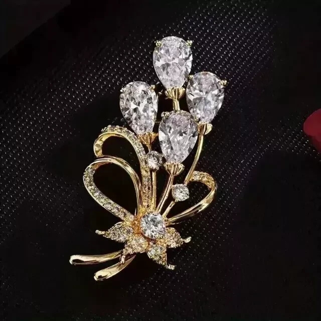 1Ct Pear Cut Simulated Diamond Unisex Custom Brooch Pin 14K Yellow Gold Plated