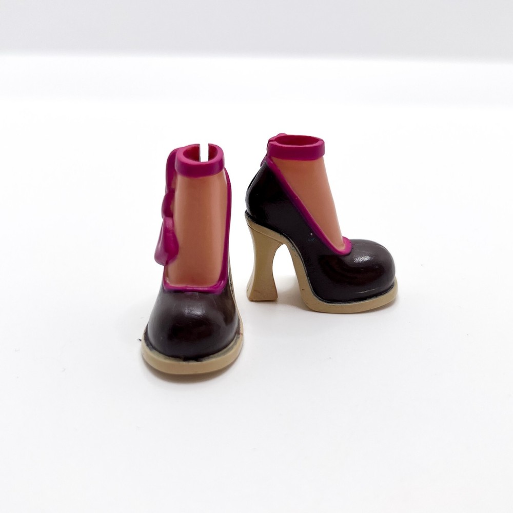 Locker Chelsea Barbie My Scene Doll Shoes Heels (AA) (Read)