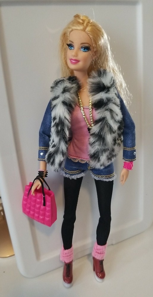 RARE Barbie Glam Style Luxe Life in the Dream House Collectors Edition