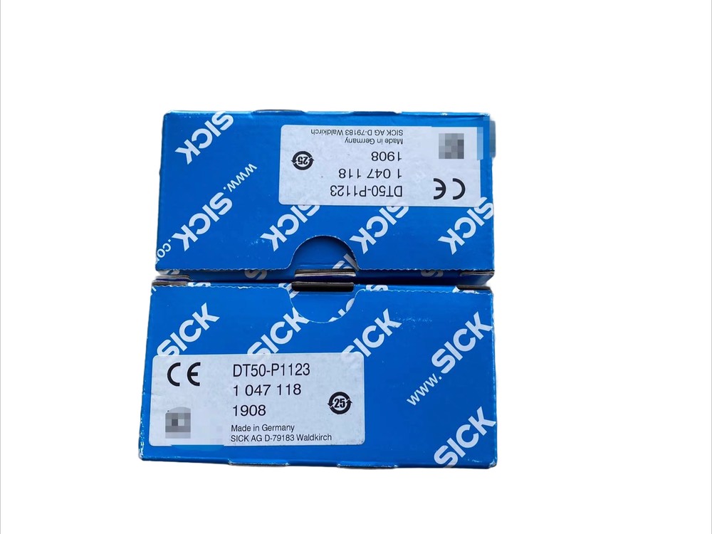 1pcs SICK DT50-P1123 1047118 Laser Distance Sensor
