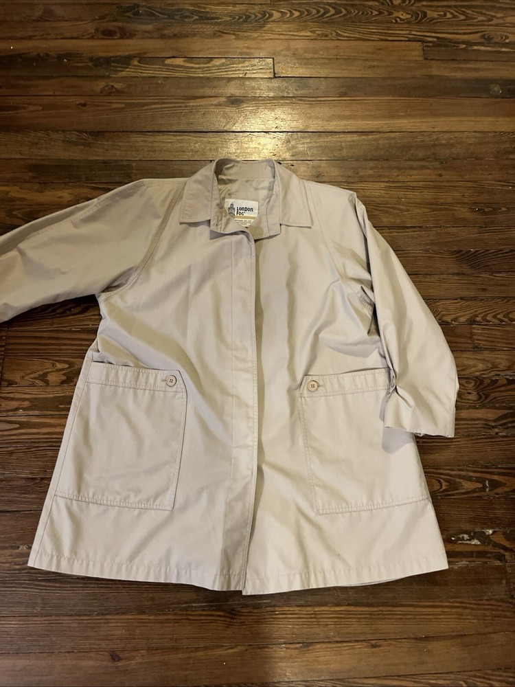 London Fog Beige Vintage Trench Coat in Women's Size 18W