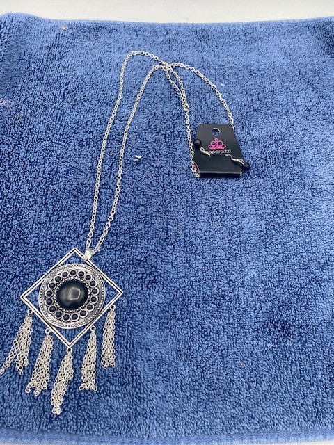 Paparazzi Sandstone Solstice Black Necklace W/Matching Earrings