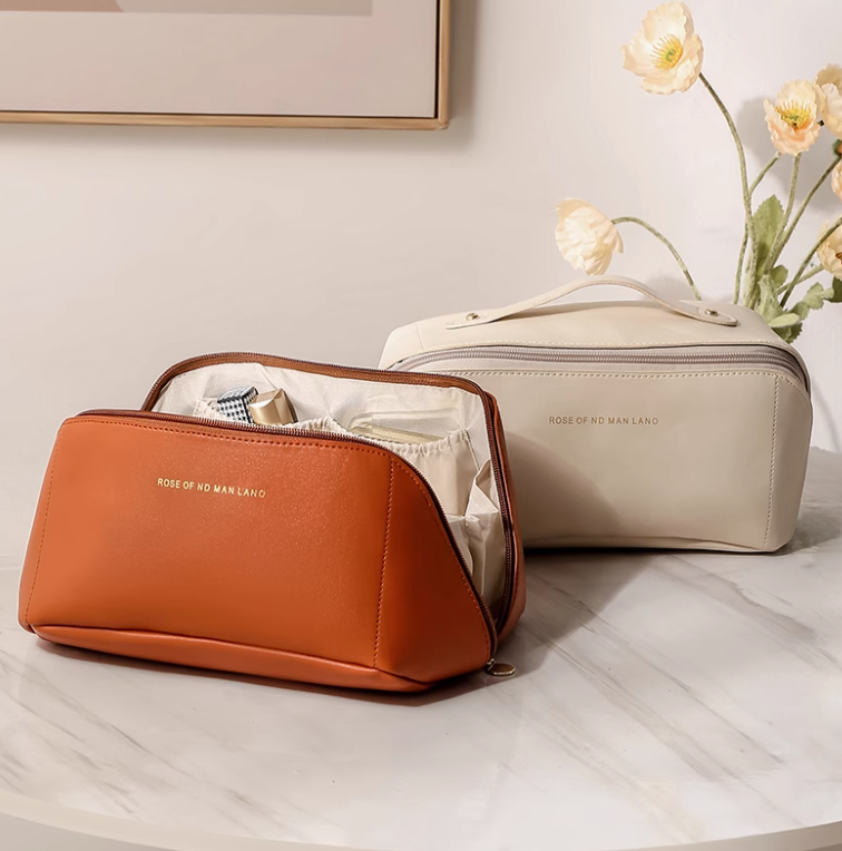 Makeup bag - Large capacity, portable travel cosmetic storage bag for women