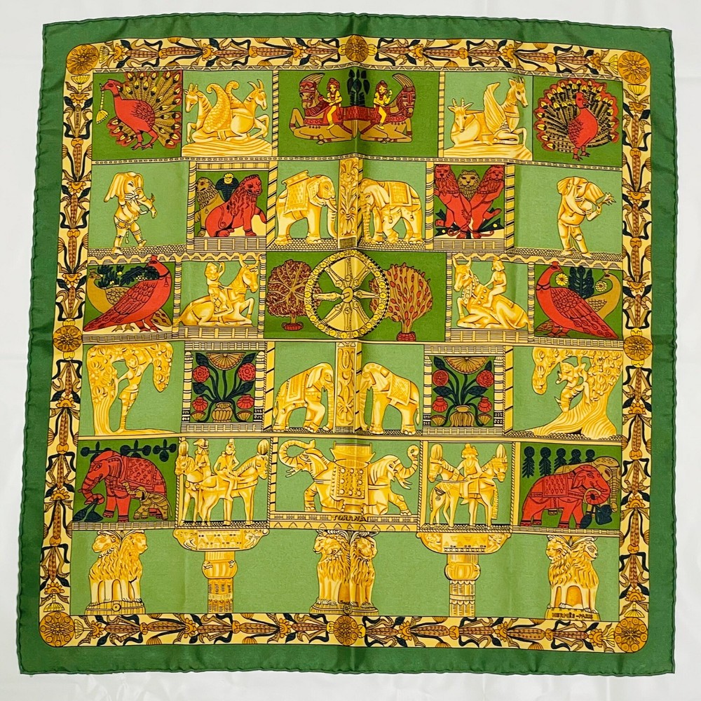 Hermes Torana Carre 40 Silk Scarf in Green for Women