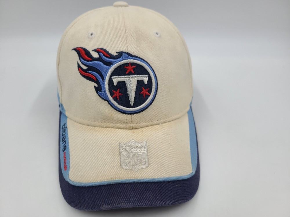 Tennessee Titans Reebok Distressed Adjustable Cap NFL Football White and Blue Design