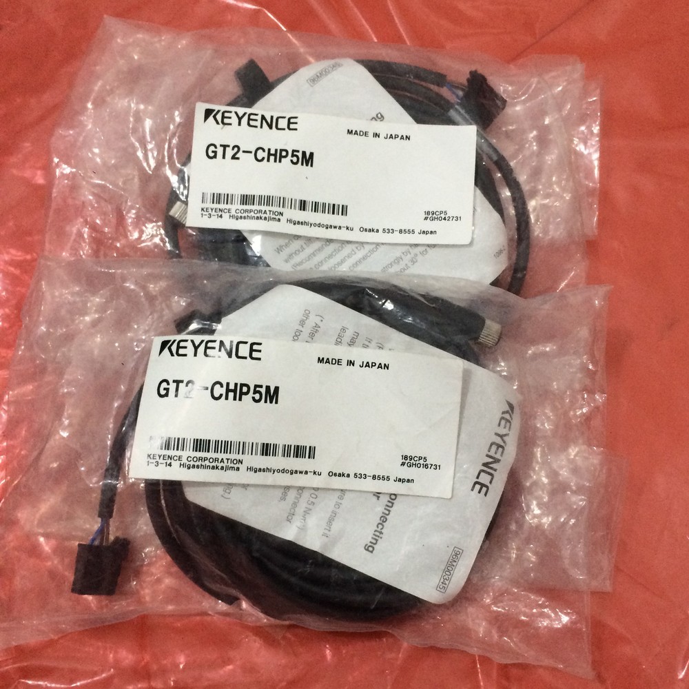 one New keyence Oil resistant sensor head cable GT2-CHP5M Fast Delivery