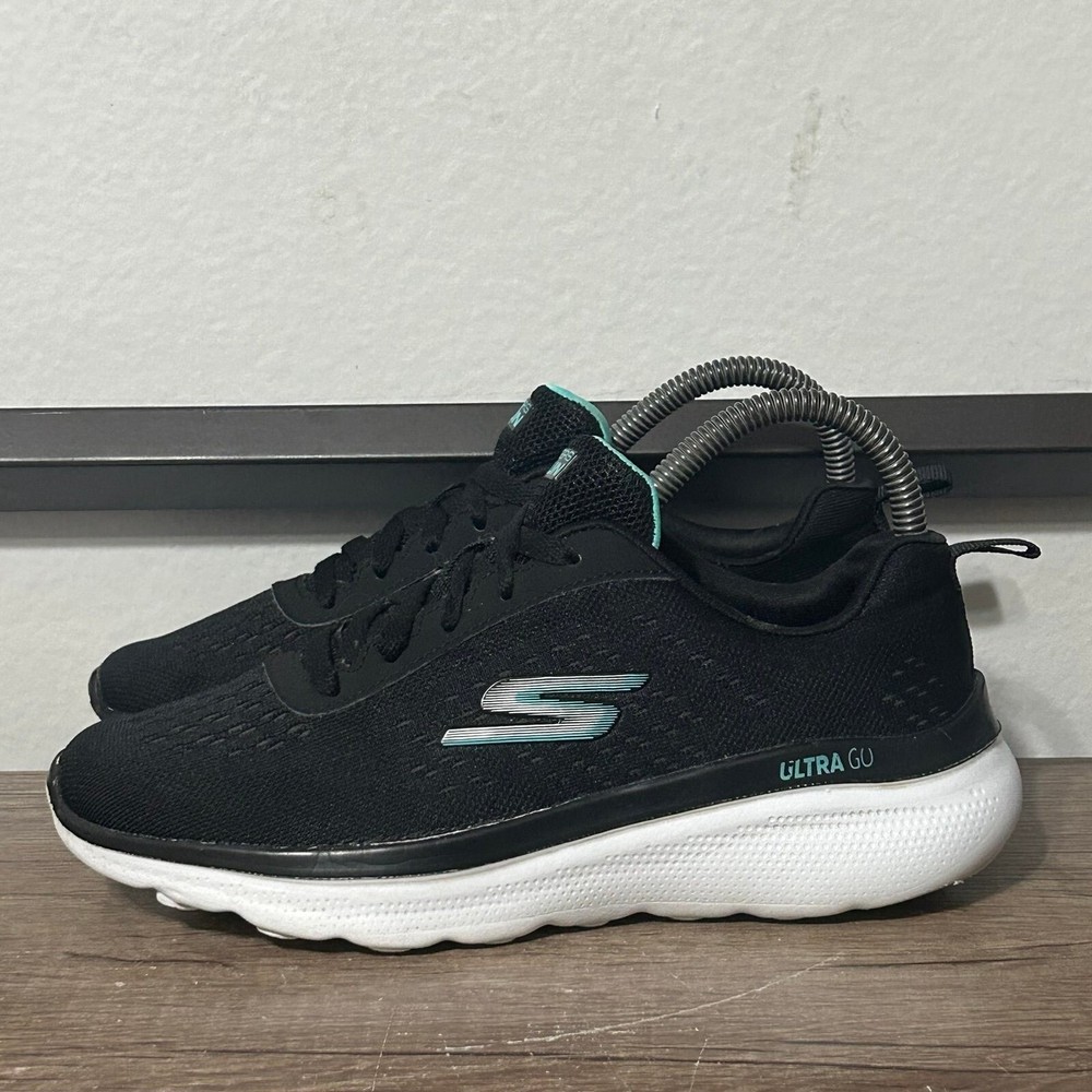 Skechers Go Run Ultra Women’s Athletic Running Gym Shoes Size 6 Black