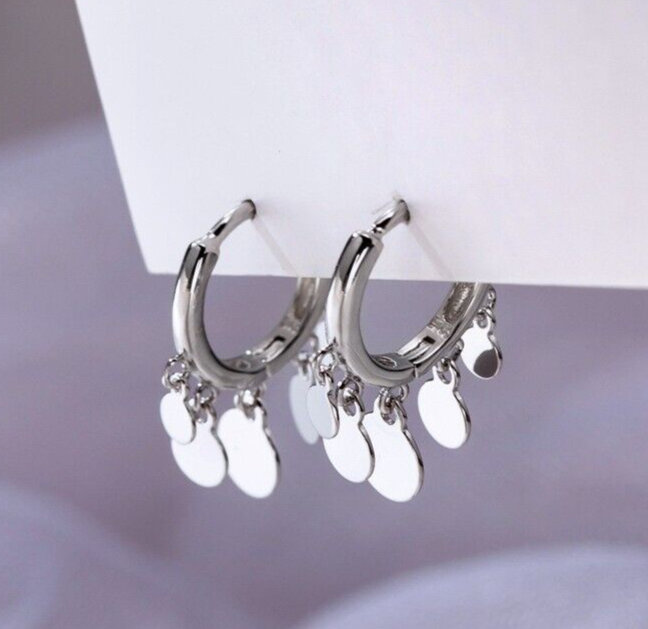 Silver Plated Dazzling Hoop Earrings For Woman Tassels Lever-Back Modern Earring