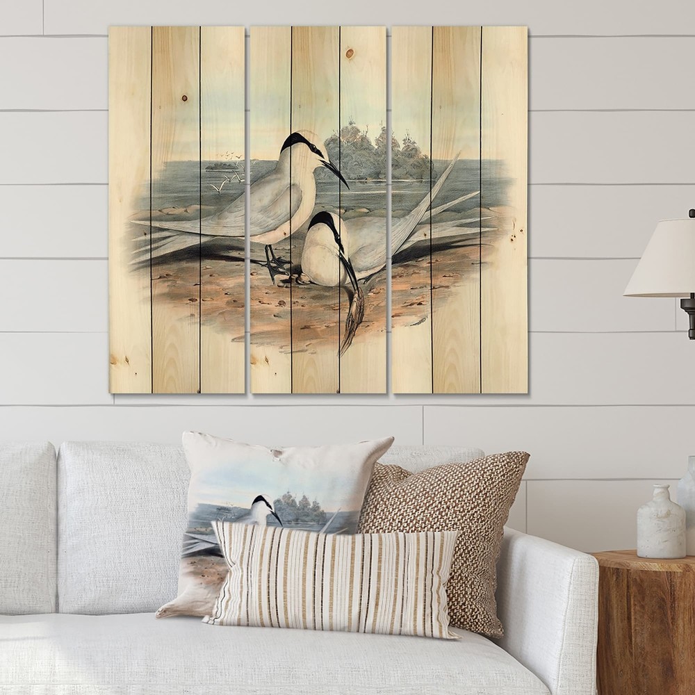 Designart 'Vintage Birds In The Wild IX' Traditional Print