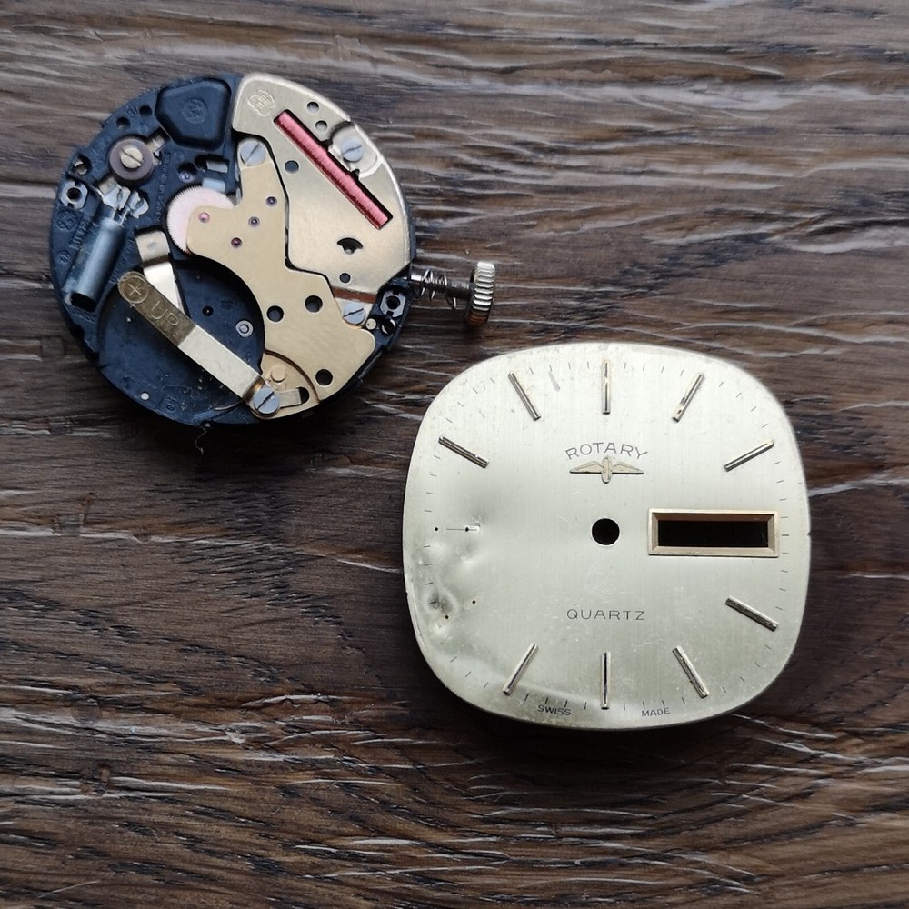 Untested ESA 255.441 Quartz Watch Movement for Repair or Parts (BV61)