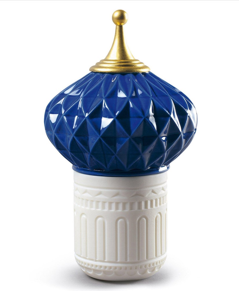 Lladro Blue Spire Candle 1001 Lights. Unbreakable Spirit Scent 01040155