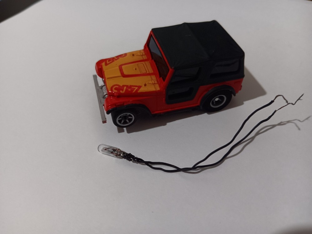 AURORA AFX JEEP CJ-7 W/ Chassis /Bulb. HO Slot Car (Red/Yellow) Vintage